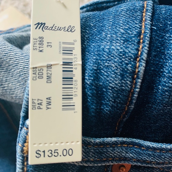 Madewell Mid-Rise Skinny Jeans in York Wash - Picture 7 of 8